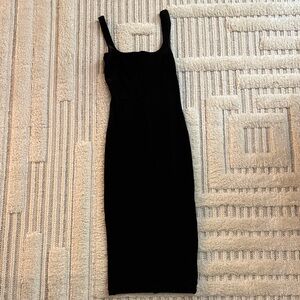 Elegant Velvet Black Sleeveless Midi Dress